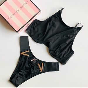 32DD Victoria’s Secret Black Bra & Small Brazilian Panty Set